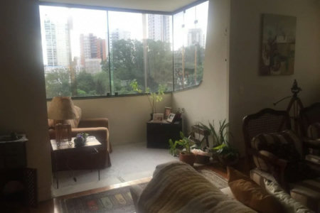 Apartamento à venda com 4 quartos, sendo 1 suíte, em Vila Andrade, São Paulo, SP