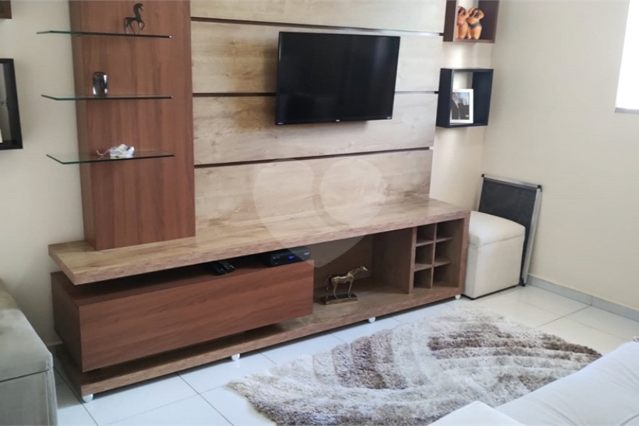 Sobrado à venda com 3 quartos, sendo 1 suíte,  em Penha, São Paulo, SP