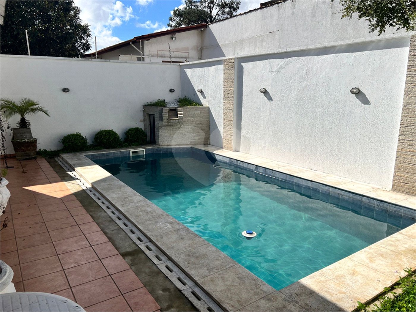 Casa à venda com 4 quartos, sendo 3 suítes, em Chácara Monte Alegre, São Paulo, SP