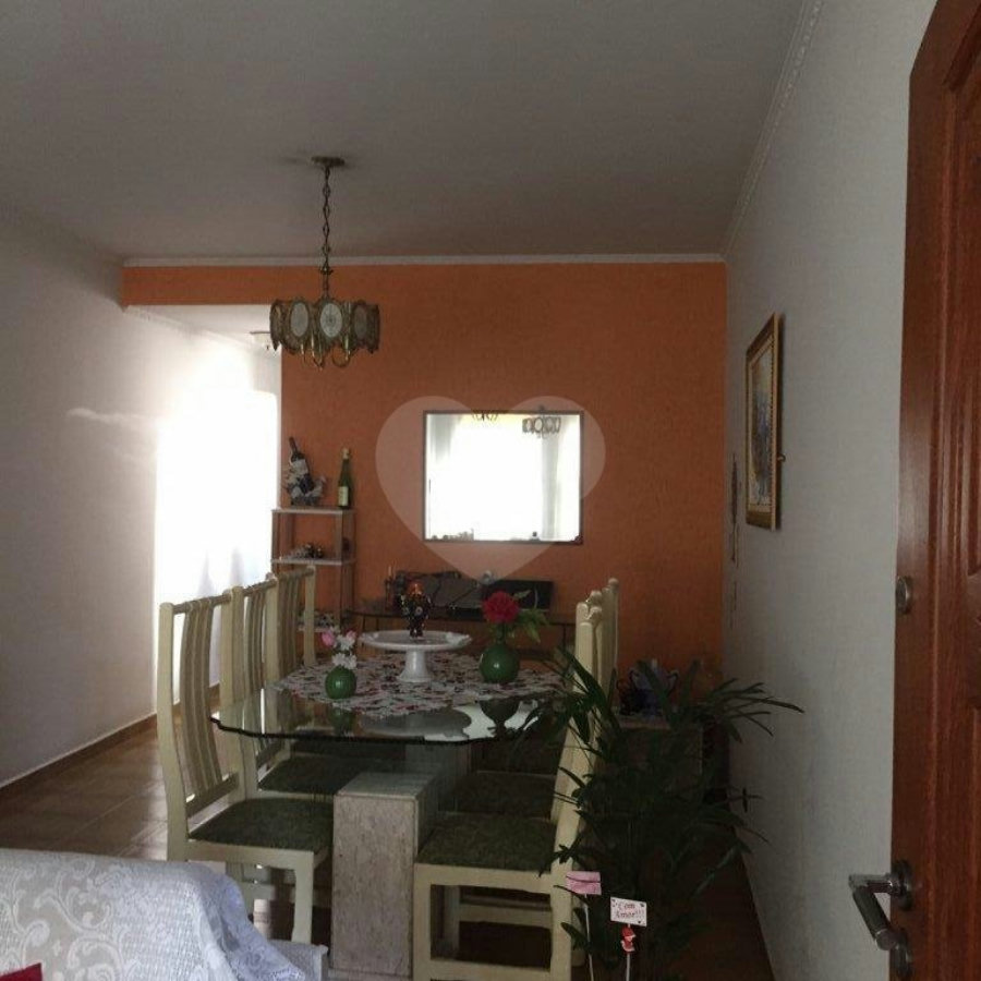 Casa à venda com 3 quartos, sendo 1 suíte, em Jardim São Paulo(zona Norte), São Paulo, SP