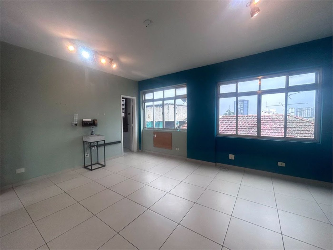 Sala Comercial para locação, Boqueirão, Santos - SA0084.