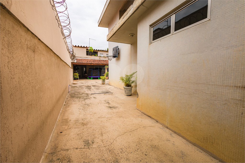 Casa à venda com 5 quartos, sendo 1 suíte, em Vila Rosália, Guarulhos, SP