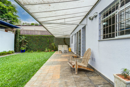 Casa de Vila à venda com 3 quartos, sendo 1 suíte,  em Granja Julieta, São Paulo, SP