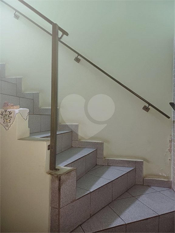 Casa à venda com 4 quartos em Vila Nivi, São Paulo, SP