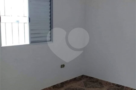 Sobrado à venda com 2 quartos, sendo 1 suíte, em Vila Urupês, Suzano, SP
