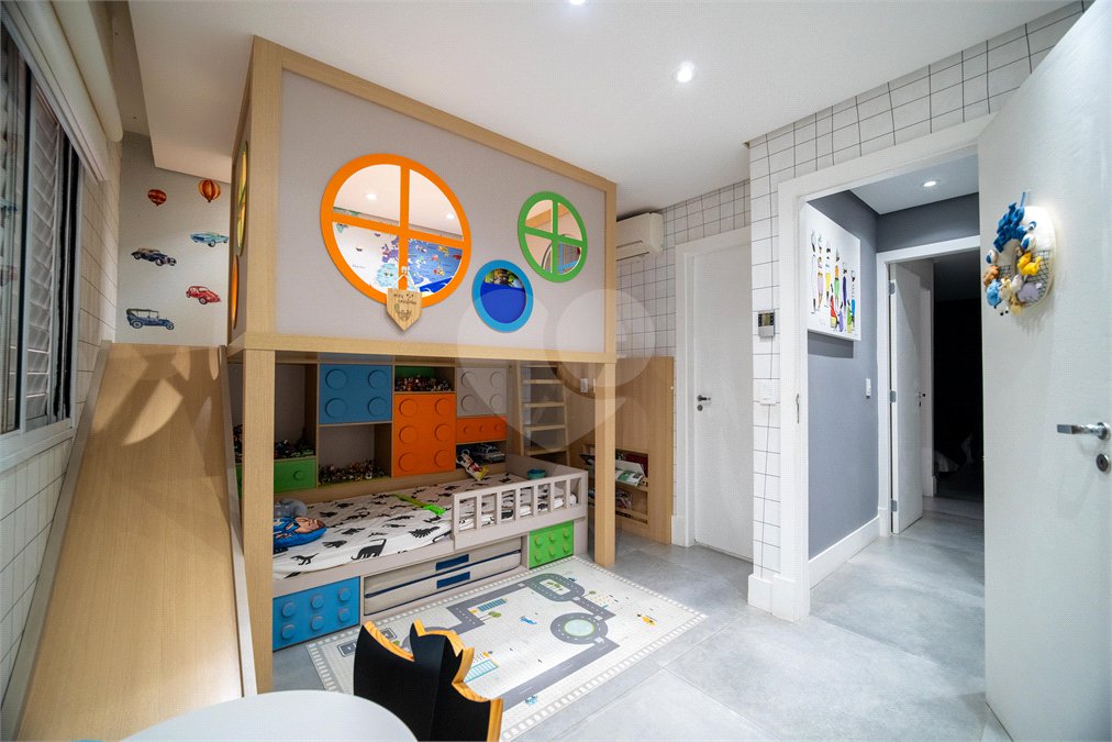 Cobertura à venda com 3 quartos, sendo 2 suítes,  em Santana, São Paulo, SP