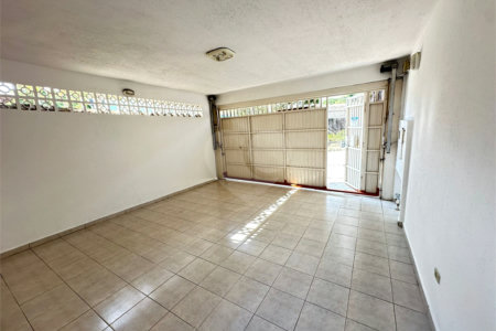 Casa à venda com 3 quartos, sendo 1 suíte, em Jardim Trussardi, São Paulo, SP