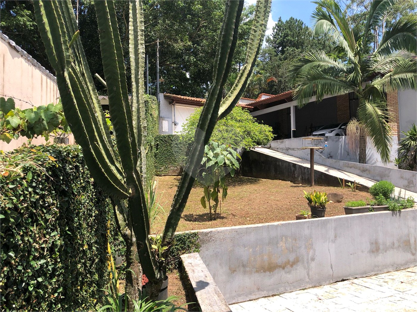 Casa à venda com 3 suítes em Dos Finco, São Bernardo do Campo, SP
