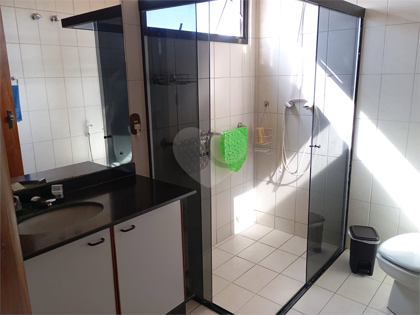 Apartamento à venda com 3 quartos, sendo 1 suíte, no Centro, Araraquara, SP