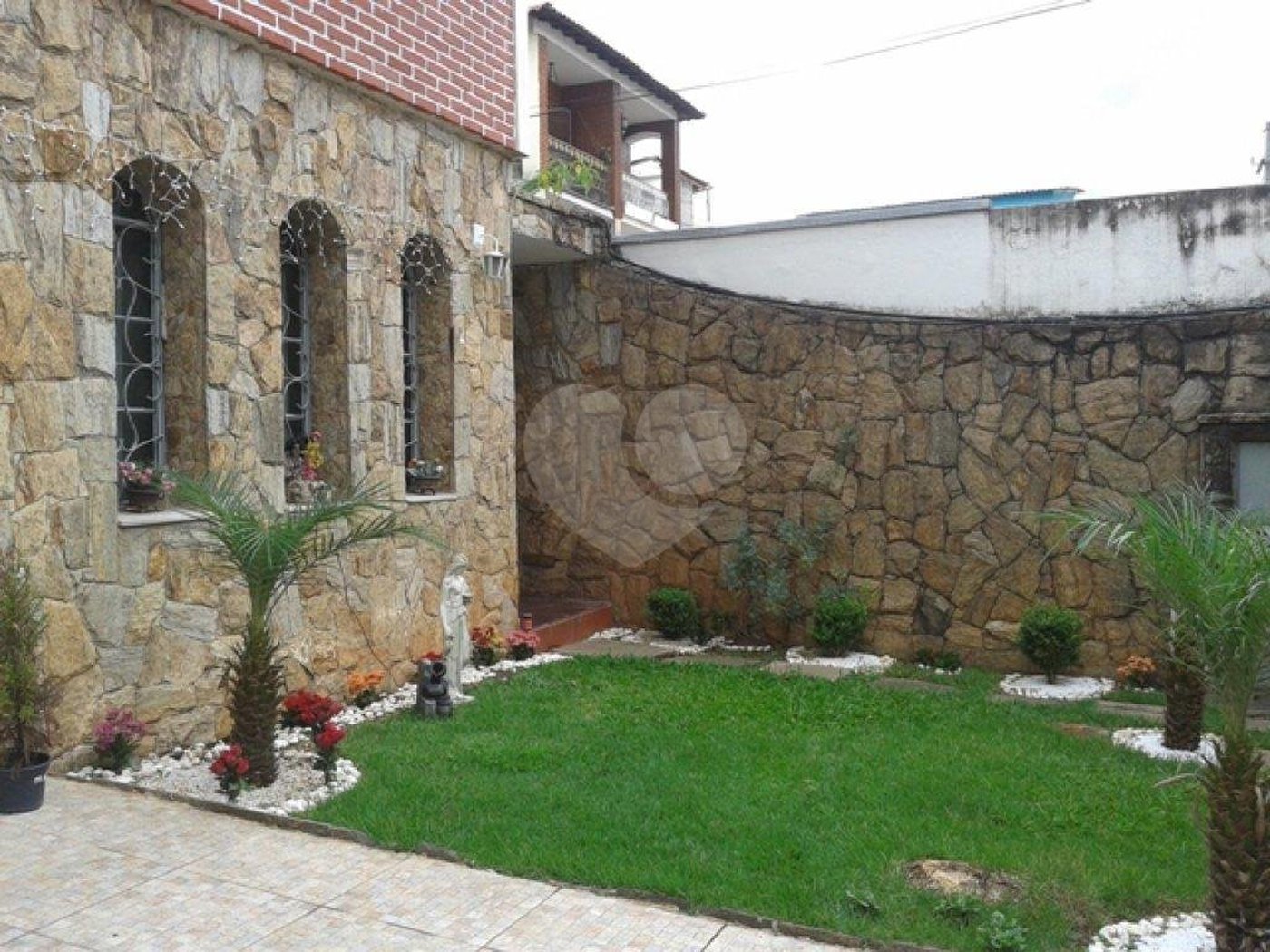 Sobrado à venda com 5 quartos, sendo 1 suíte, em Vila Mazzei, São Paulo, SP