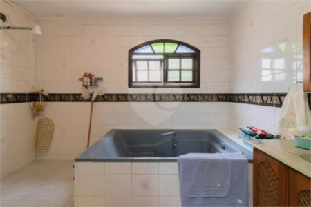 Casa à venda com 3 quartos, sendo 2 suítes,  em Jardim Santa Mena, Guarulhos, SP