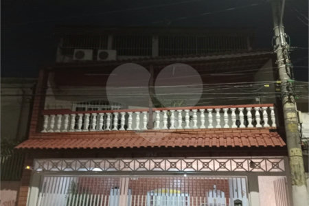 Casa à venda com 5 suítes em Vila Medeiros, São Paulo, SP
