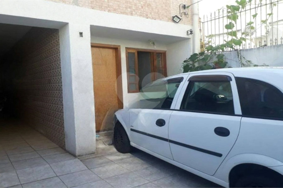 Sobrado à venda ou para alugar com 4 quartos, sendo 2 suítes, em Santana, São Paulo, SP