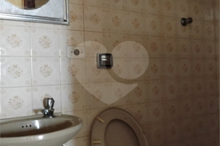 Sobrado à venda com 3 quartos, sendo 1 suíte,  em Jardim Jabaquara, São Paulo, SP