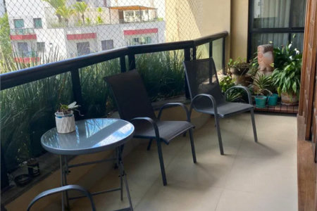 Apartamento à venda com 4 quartos, sendo 3 suítes,  em Vila Morumbi, São Paulo, SP