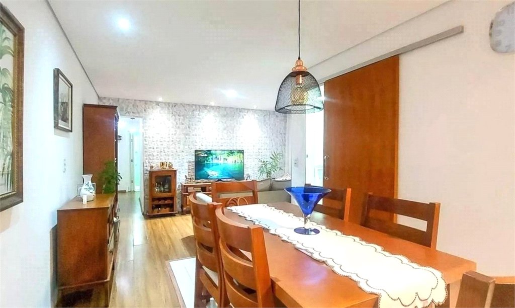 Apartamento à venda com 2 quartos, sendo 1 suíte, em Vila Ipojuca, São Paulo, SP