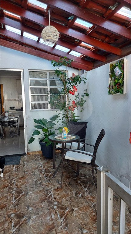 Casa à venda com 3 quartos, sendo 1 suíte,  em Vila Industrial, São Paulo, SP