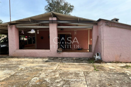 Chácara à venda com 3 suítes em Inhayba, Sorocaba, SP