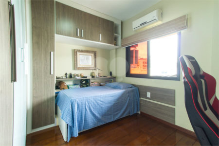 Apartamento à venda com 4 quartos, sendo 1 suíte,  em Tijuca, Rio de Janeiro, RJ