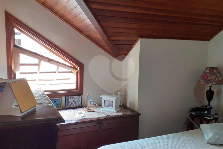 Casa à venda com 3 quartos, sendo 1 suíte, no condomínio Barbará II, São Paulo - SP