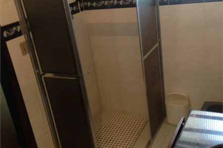 Sobrado à venda com 4 quartos, sendo 1 suíte, em Jardim Celeste, São Paulo, SP