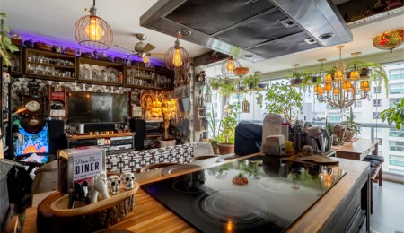Apartamento à venda com 2 quartos, sendo 1 suíte,  em Vila Olímpia, São Paulo, SP