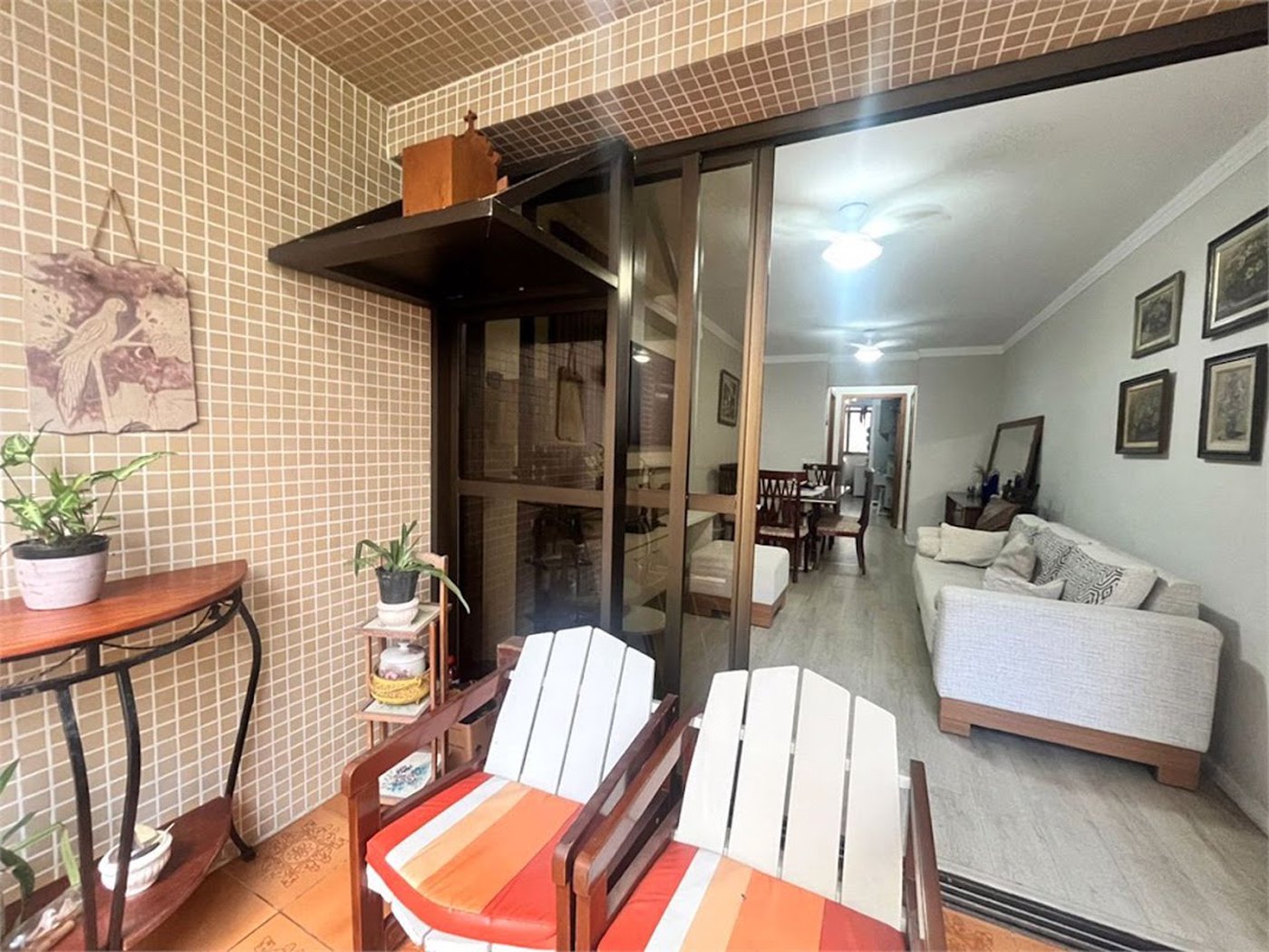Apartamento com 2 Quartos e 2 Vagas à Venda em Pitangueiras – Guarujá/SP