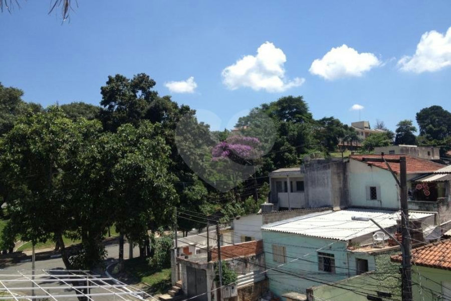 Sobrado à venda com 3 quartos, sendo 1 suíte, em Vila Nova Cachoeirinha, São Paulo, SP