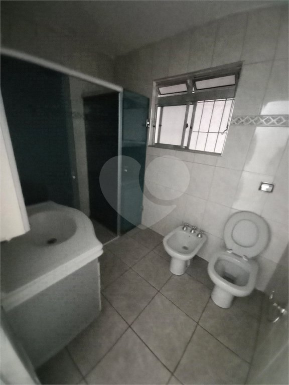 Casa à venda com 5 quartos, sendo 1 suíte, em Jardim Novo Taboão, São Paulo, SP