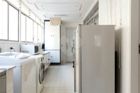 Apartamento à venda com 4 quartos, sendo 2 suítes, em Jardim Paulista, São Paulo, SP