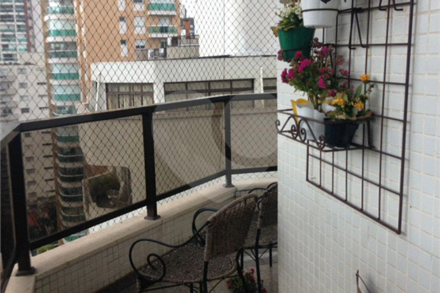 Apartamento à venda com 4 quartos, sendo 3 suítes, em Santana, São Paulo, SP