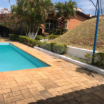 Casa à venda ou para alugar com 4 quartos, sendo 1 suíte, em Chácaras Leão, Votorantim, SP
