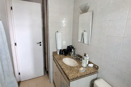 Apartamento à venda com 3 suítes em Vila Suzana, São Paulo, SP
