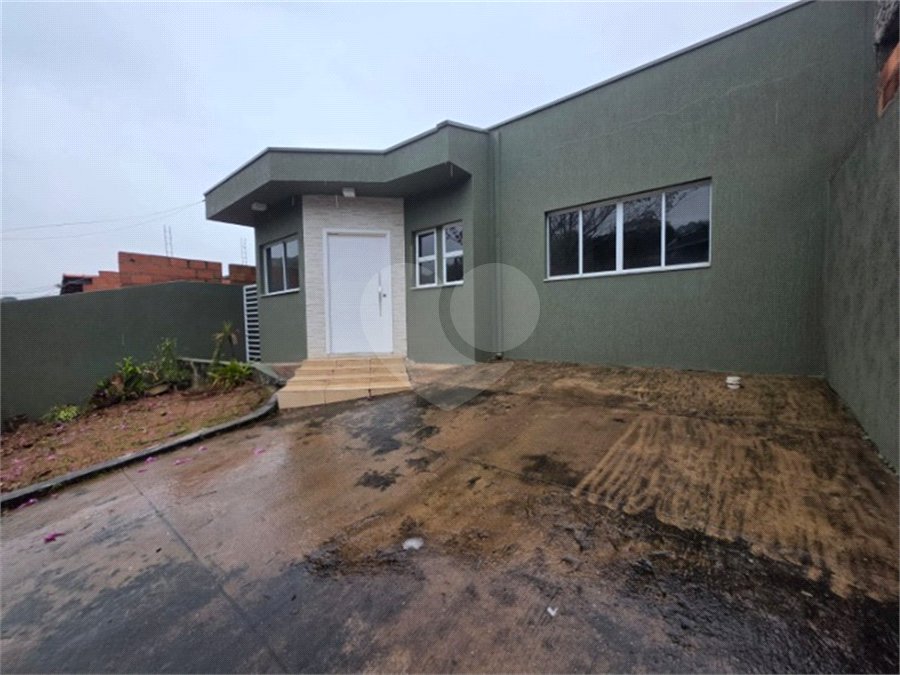 Casa para alugar com 3 quartos, sendo 1 suíte, em Bosque, Vinhedo, SP