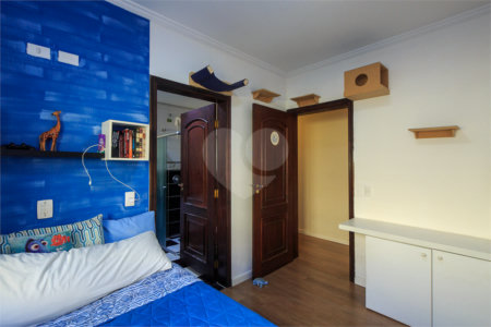 Casa Térrea à venda com 4 quartos, sendo 3 suítes, em Jardim Marajoara, São Paulo, SP