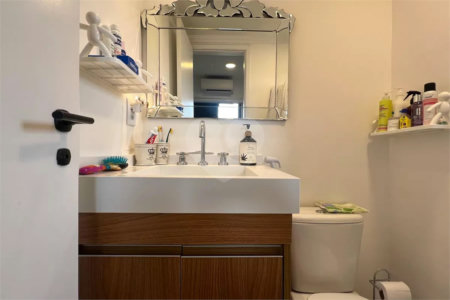 Apartamento à venda com 2 quartos, sendo 1 suíte,  em Vila Madalena, São Paulo, SP