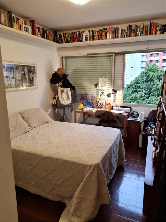 Apartamento à venda com 3 quartos, sendo 1 suíte,  em Jardim Ampliação, São Paulo, SP