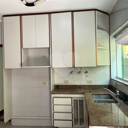 Sobrado à venda com 3 quartos, sendo 1 suíte, em Chácara Santo Antônio, São Paulo, SP