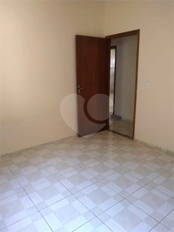 Casa com salão comercial para venda no Jardim Cruzeiro do Sul