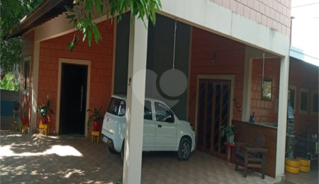 Chácara à venda com 3 quartos, sendo 2 suítes,  em Monterrey, Louveira, SP