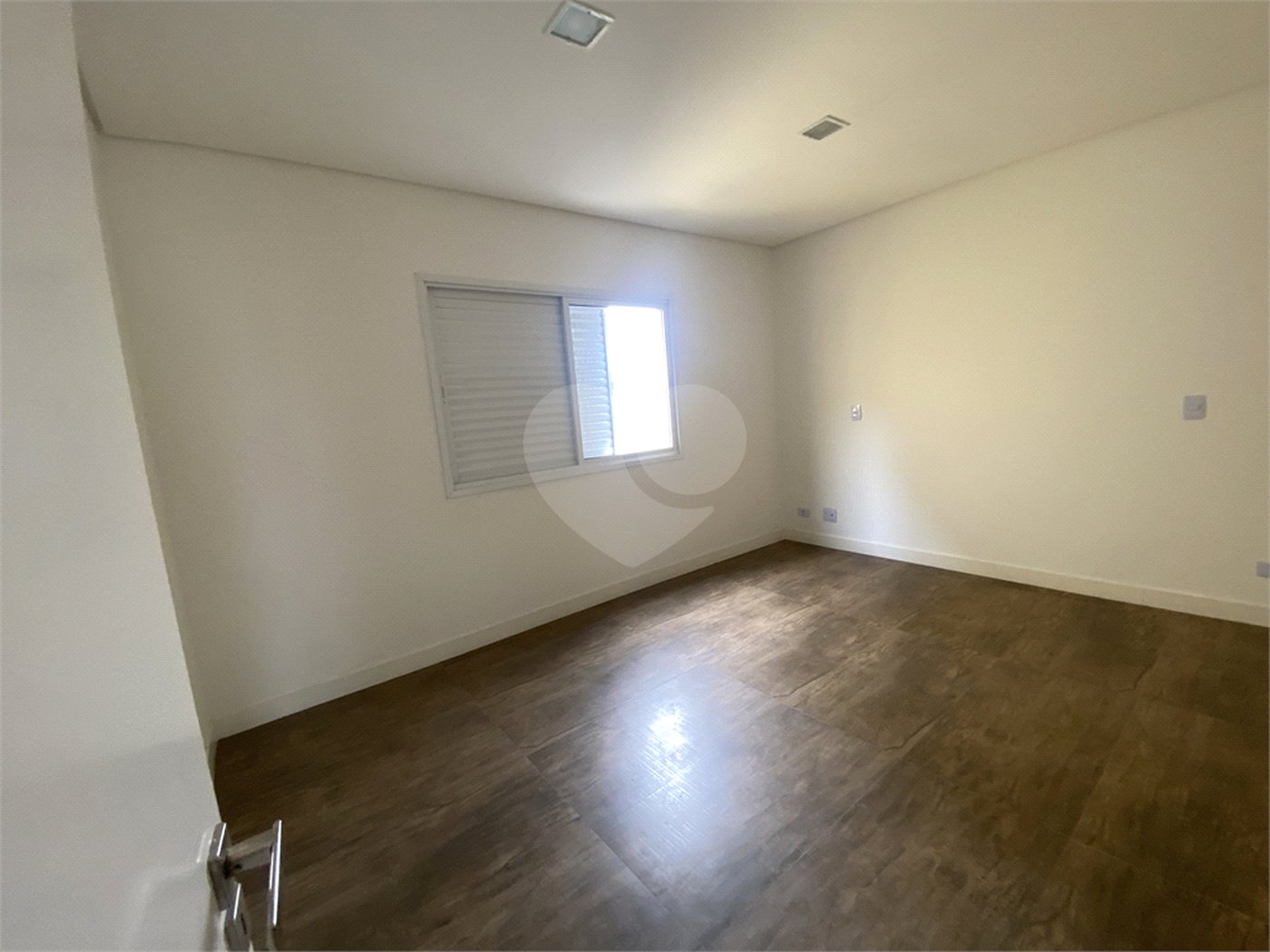Apartamento à venda com 3 quartos, sendo 1 suíte, em Baeta Neves, São Bernardo do Campo, SP