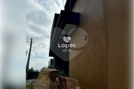 Casa à venda com 3 quartos, sendo 1 suíte,  no condomínio Terras do Vale, Caçapava - SP
