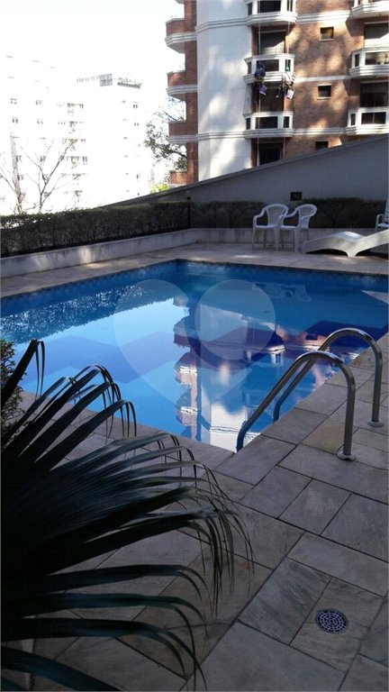 Apartamento à venda com 3 quartos, sendo 1 suíte, em Jardim Vitória Régia, São Paulo, SP