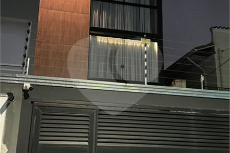 Sobrado à venda com 2 suítes em Casa Branca, Santo André, SP
