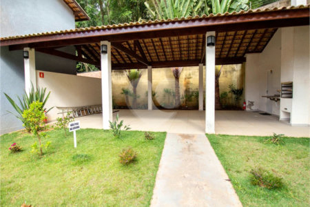 Apartamento à venda com 2 quartos em Vila Nossa Senhora Aparecida, São Roque, SP