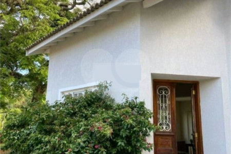 Sobrado à venda com 3 quartos, sendo 1 suíte, em Jardim Maristela, Atibaia, SP