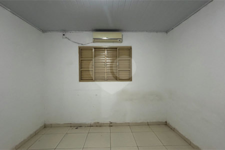 Casa à venda com 2 quartos, sendo 1 suíte, em Bosque das Araras, Três Lagoas, MS