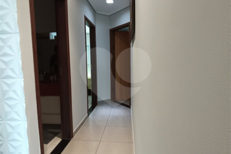 Casa à venda com 4 quartos, sendo 2 suítes, em Parque Jataí, Votorantim, SP