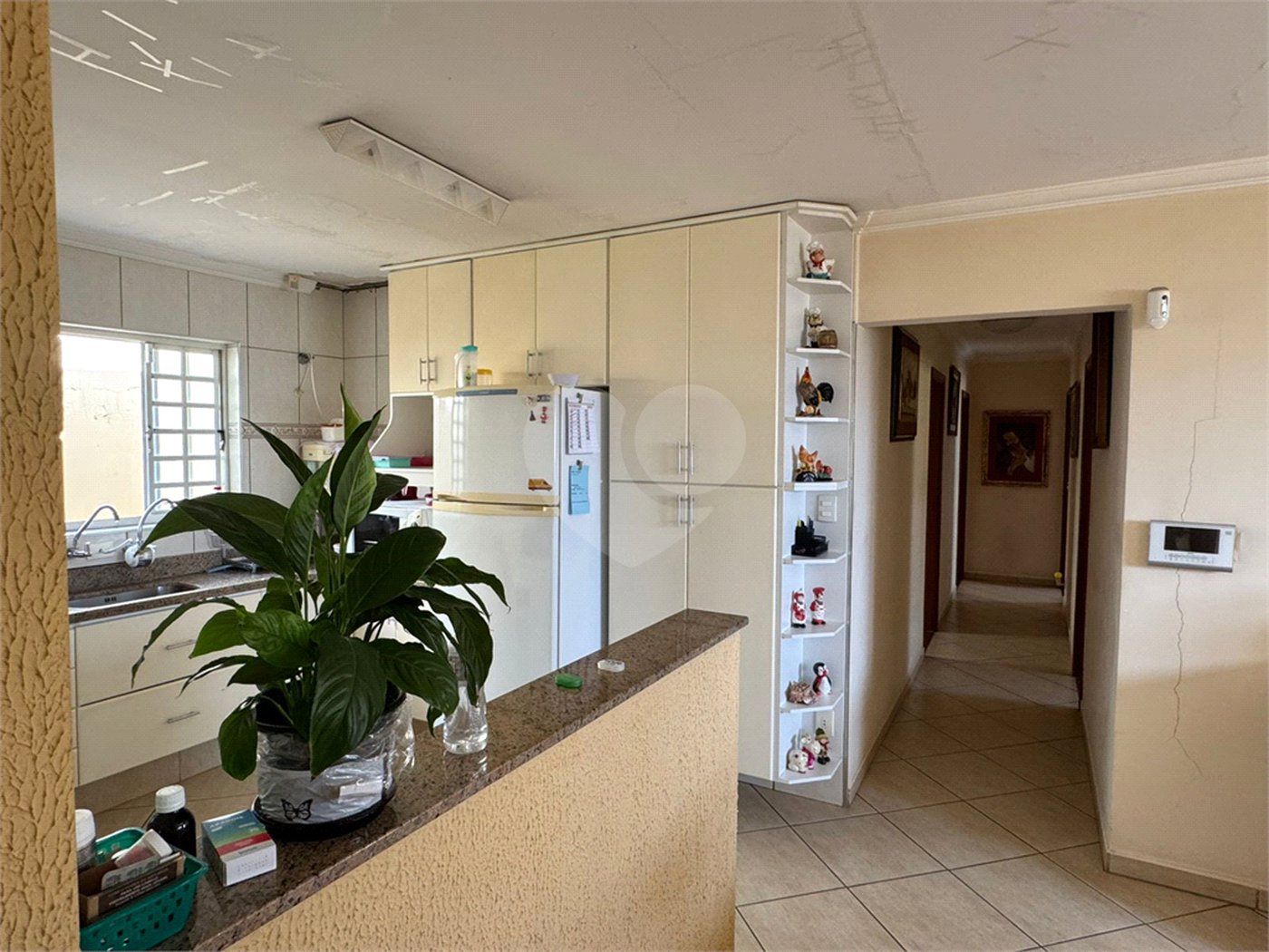 Casa à venda com 4 quartos, sendo 1 suíte, em Vila Henrique, Salto, SP
