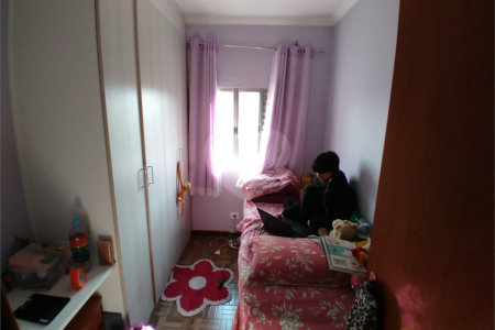 Sobrado à venda com 3 quartos, sendo 1 suíte,  em Vila Medeiros, São Paulo, SP